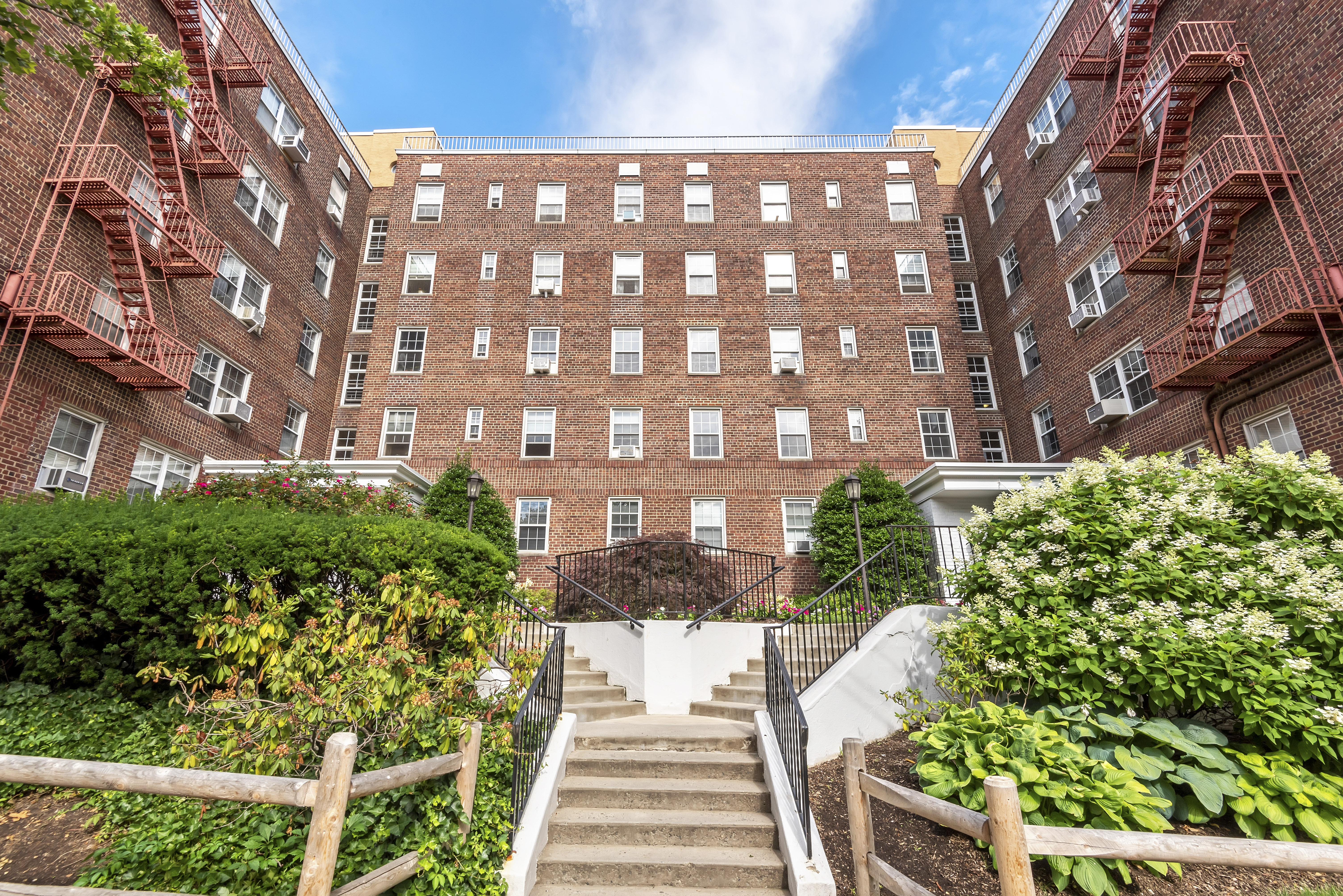 8400 JFK Boulevard East, Unit 5A North Bergen, NJ 07047 - Photo 3 of 4 a view of a large building