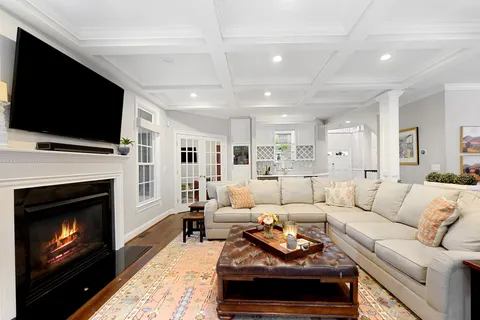 $2,850,000 | 8610 Hartsdale Avenue, Bethesda, MD 20817