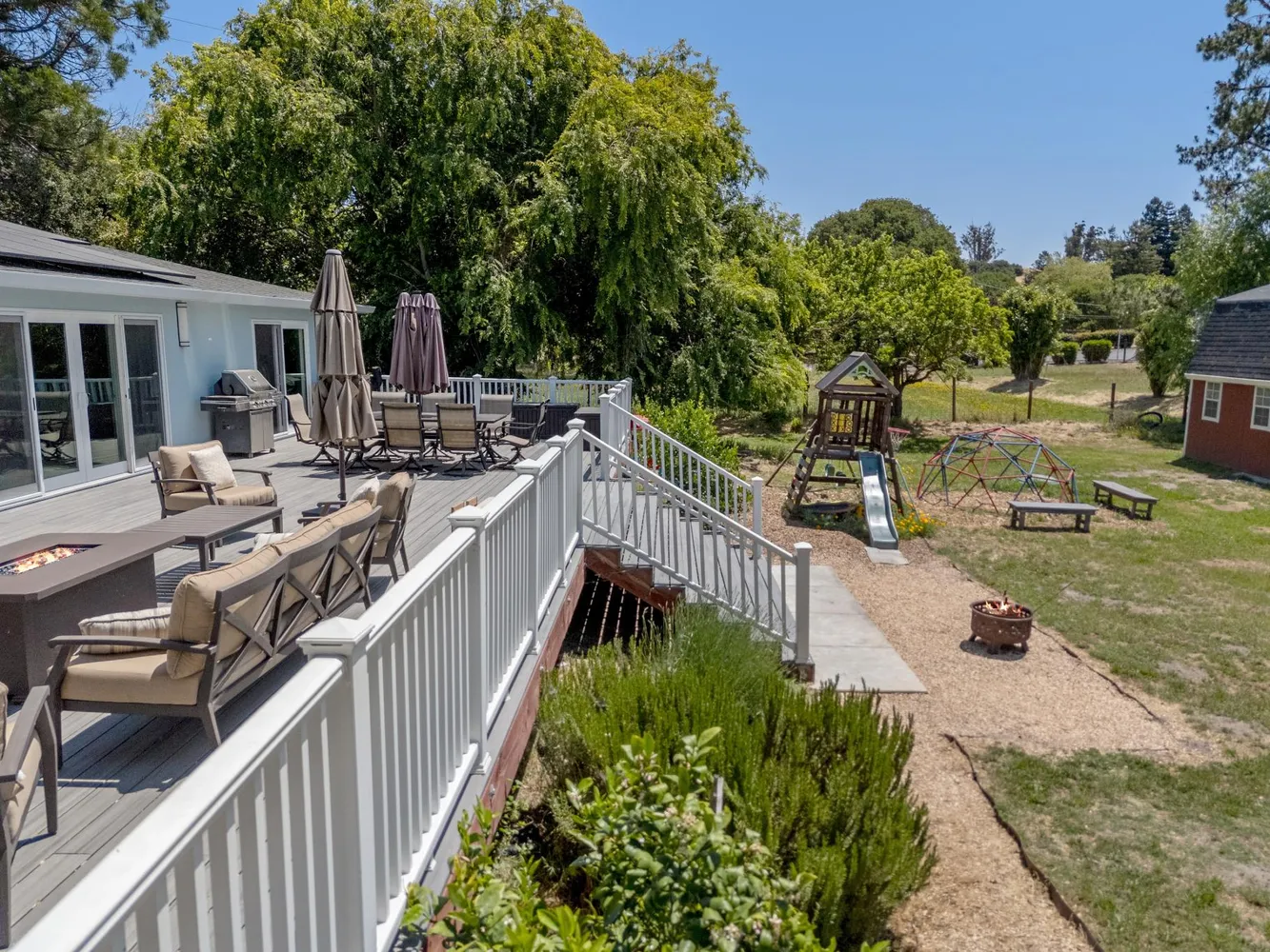 $1,400,000 | 498 Lohrman Lane, Petaluma, CA 94952
