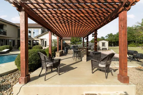 $1,285,000 | 309 Hacienda Place, Dripping Springs, TX 78620