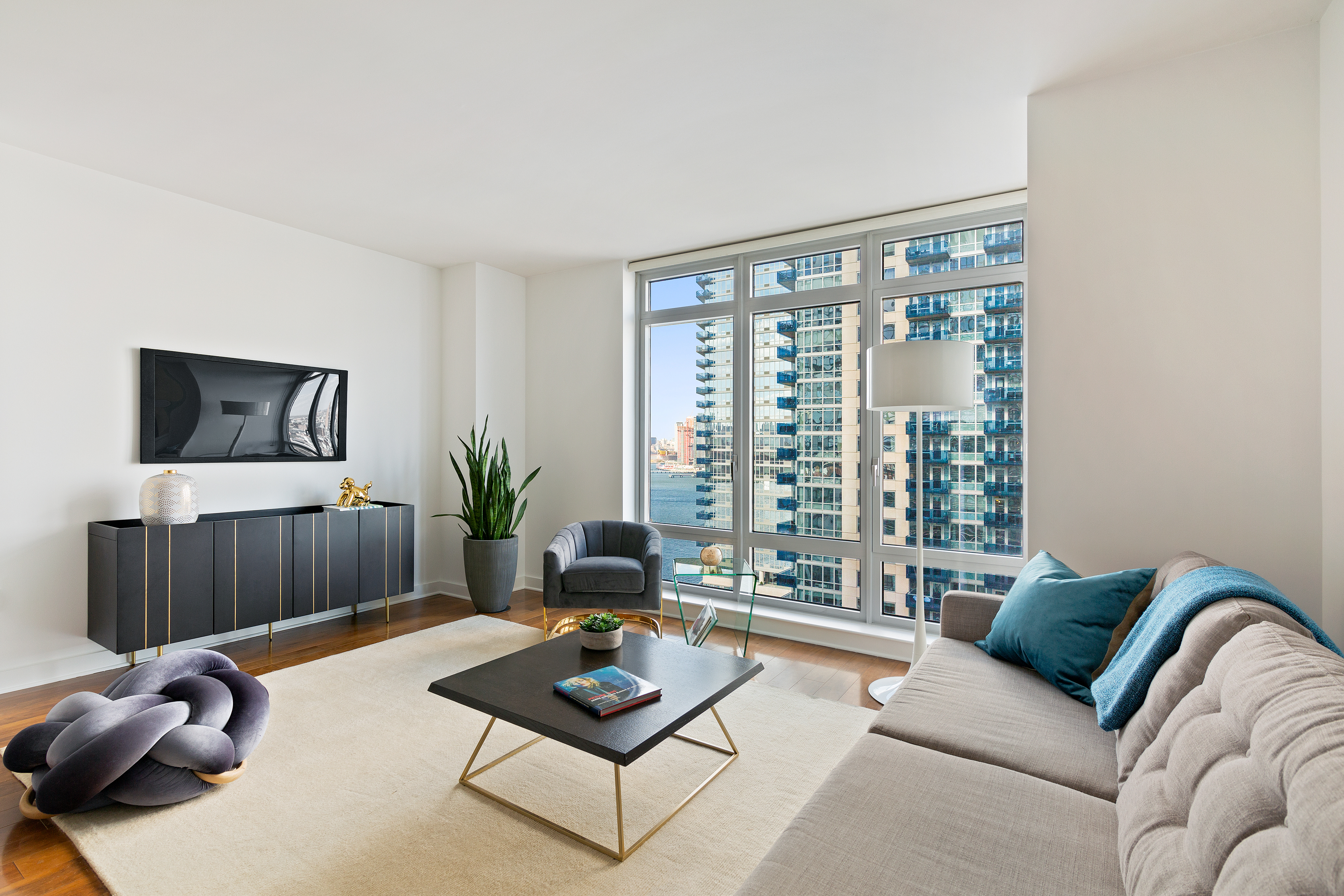 2 Northside Piers, Unit 19H Brooklyn, NY 11249 - Photo 2 of 19