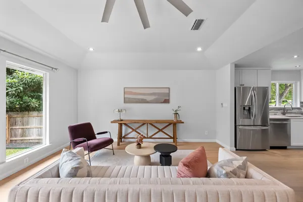 $1,300,000 | 6104 Carry Back Lane, Austin, TX 78746
