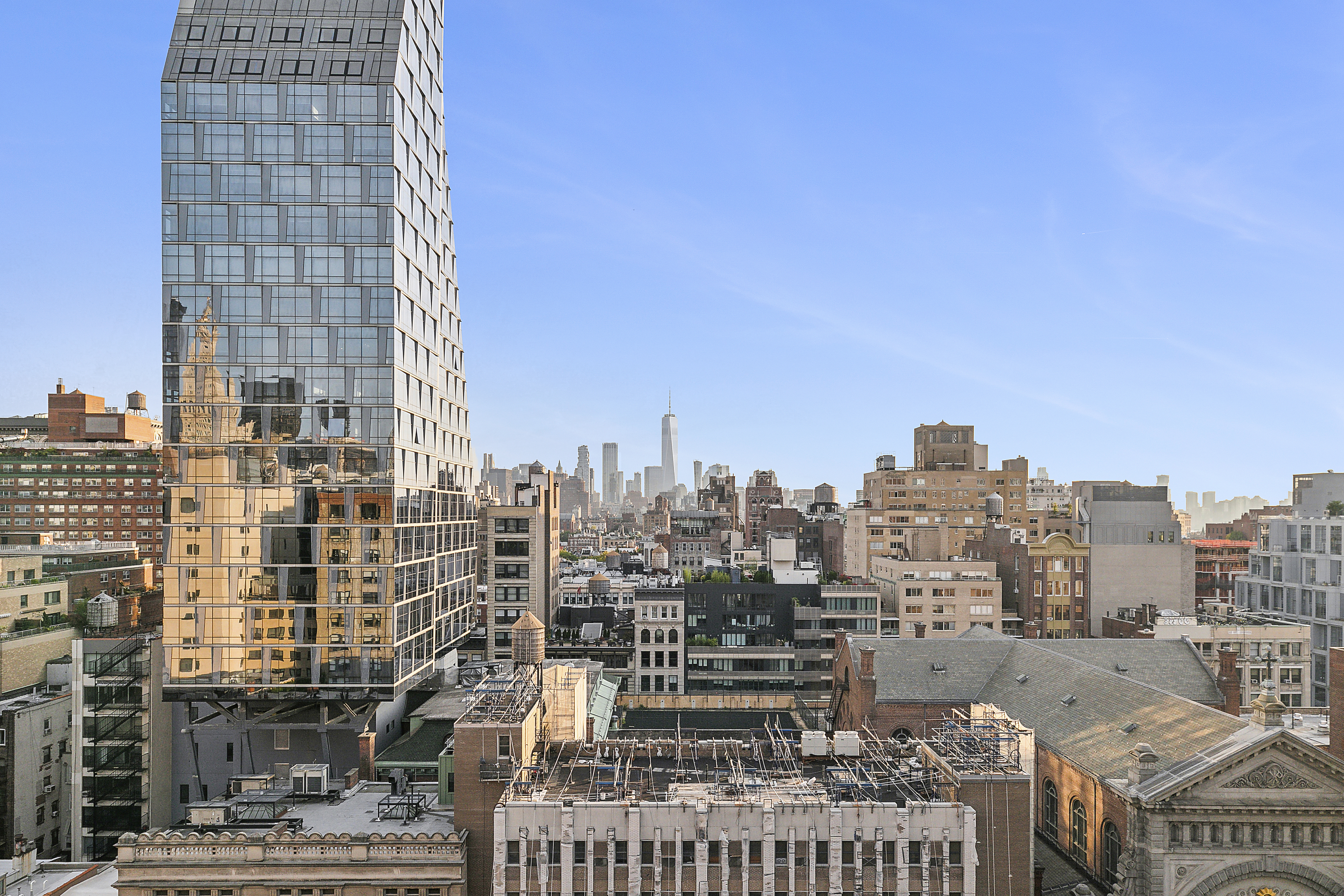 40 West 17th Street, Unit PH12C Manhattan, NY 10011 - Photo 2 of 11 a city view with tall buildings