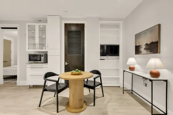 $774,900 | 2009 Columbia Road Northwest, Unit 2, Washington, DC 20009