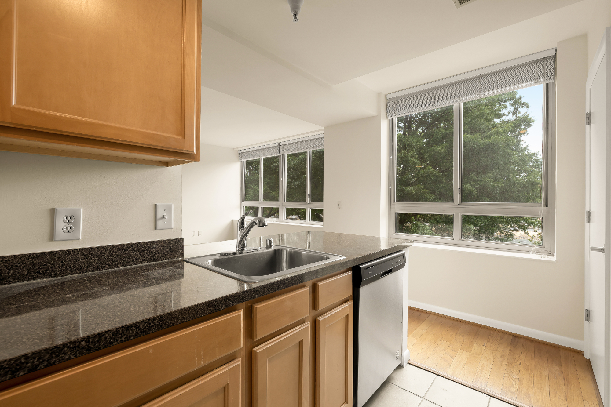 350 G Street Southwest, Unit N323 Washington, DC 20024 - Photo 14 of 22