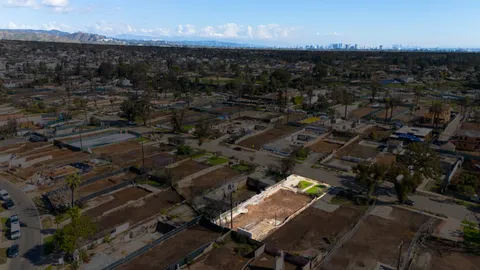 $3,195,000 | 527 Vía De La Paz, Pacific Palisades, CA 90272