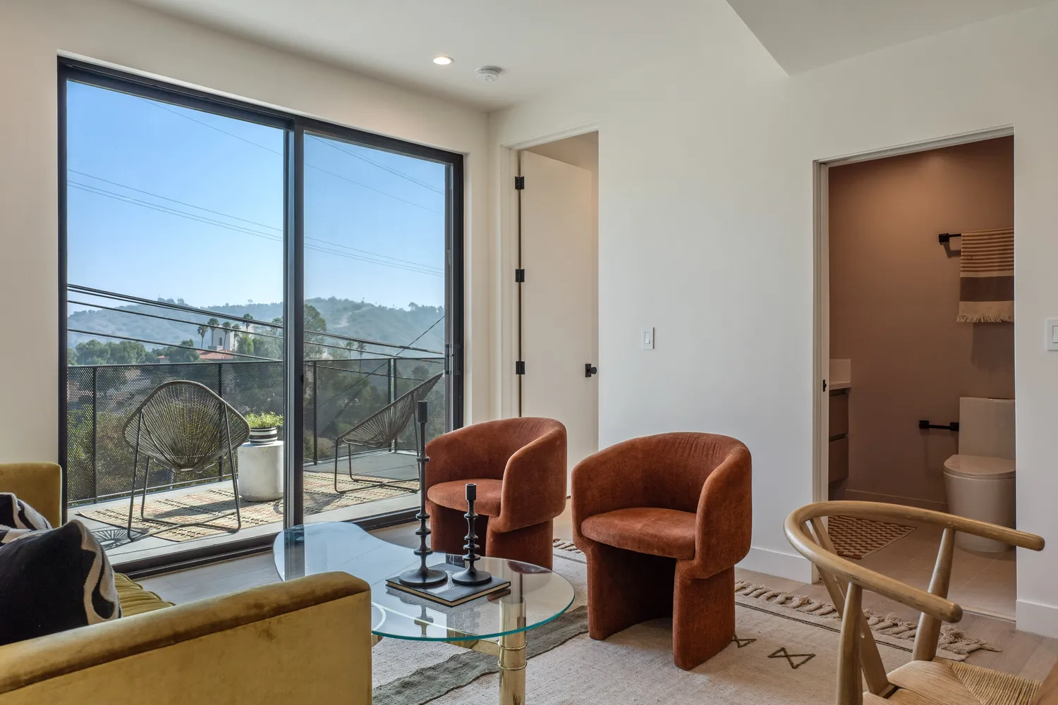 $1,850,000 | 4691 Glenalbyn Drive, Los Angeles, CA 90065