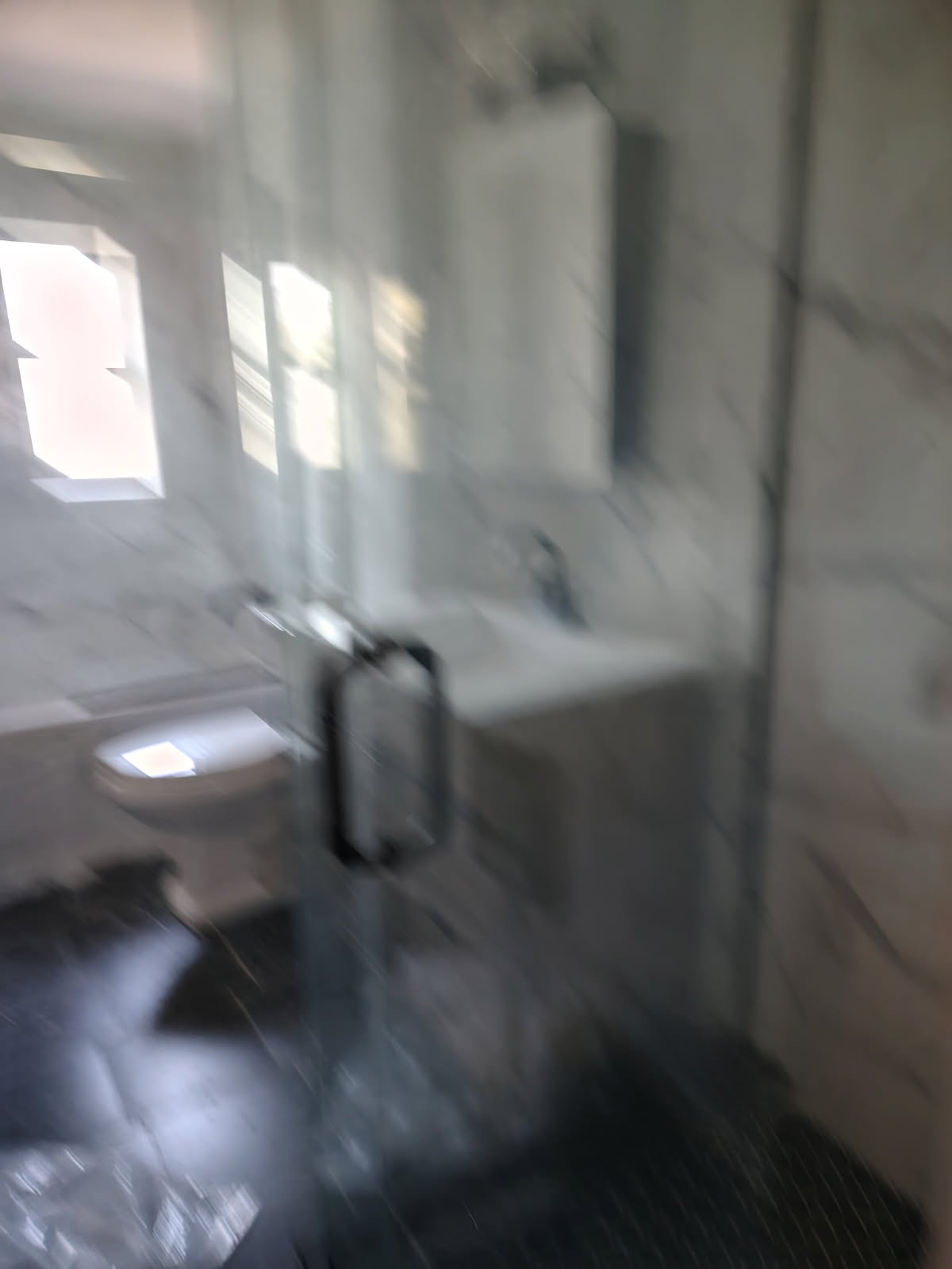 552 East 53rd Street, Unit 2 Brooklyn, NY 11203 - Photo 4 of 4 a close up view of electric lighting