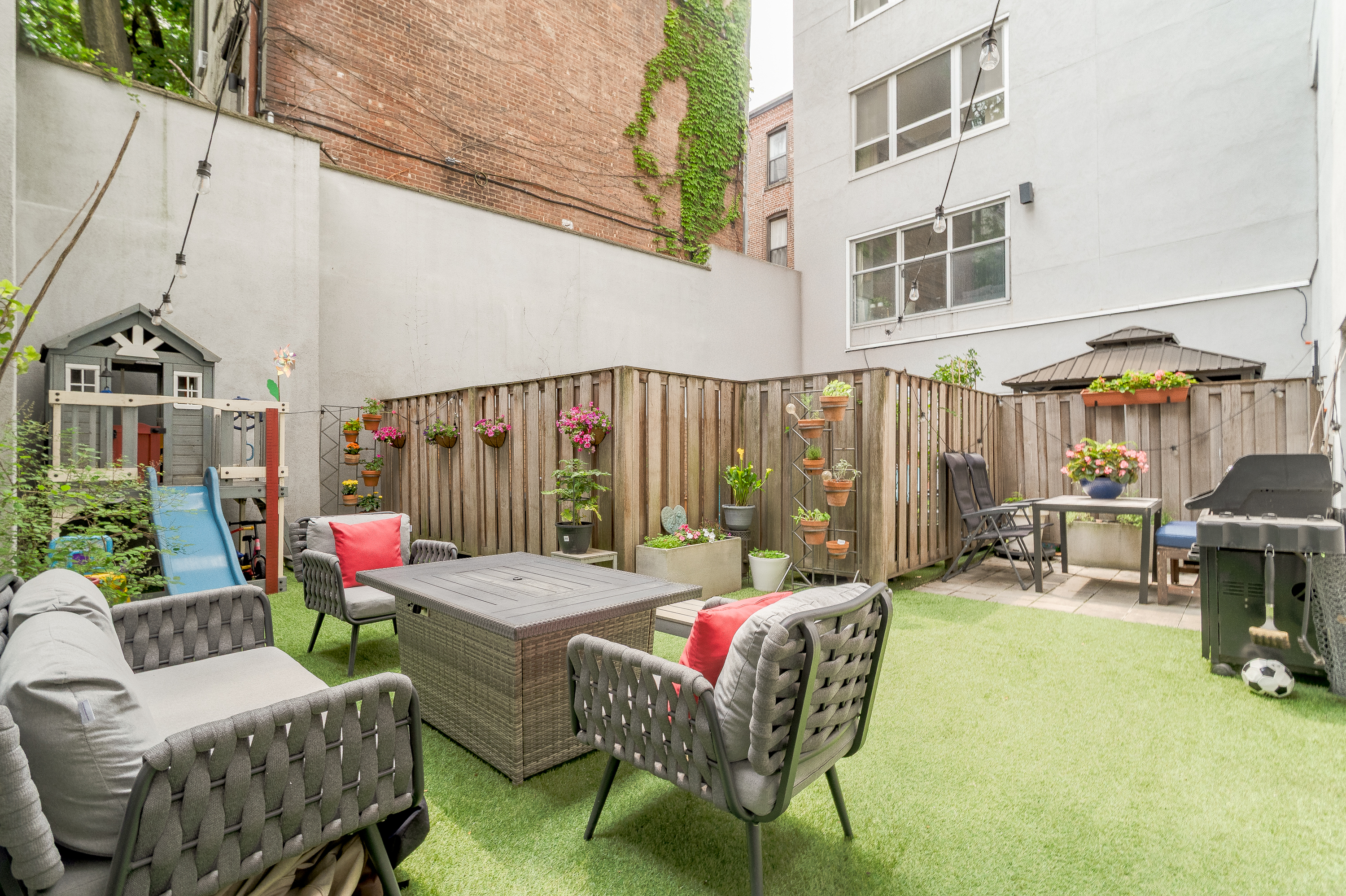 560 Carroll Street, Unit 1D Brooklyn, NY 11215 - Photo 1 of 19 Gallery Image 1