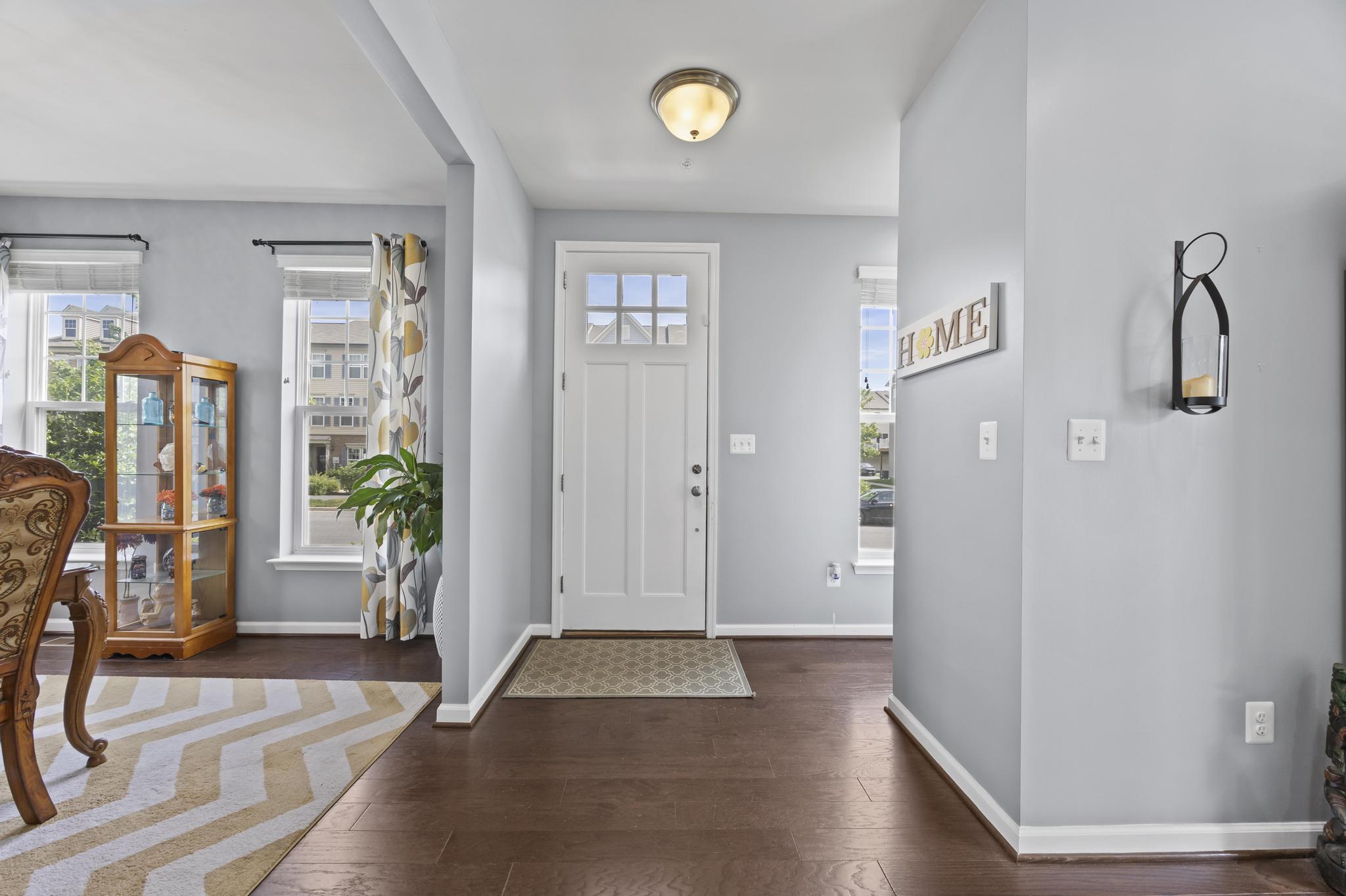 8421 Pine Bluff Road Frederick, MD 21704 - Photo 4 of 38