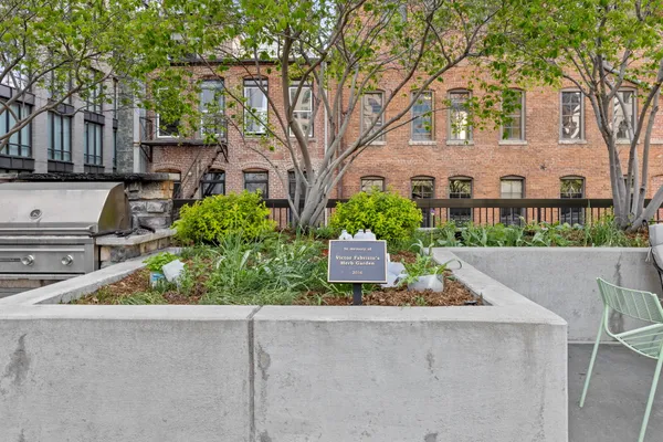 $350,000 | 1625 Larimer Street, Unit 1904, Denver, CO 80202