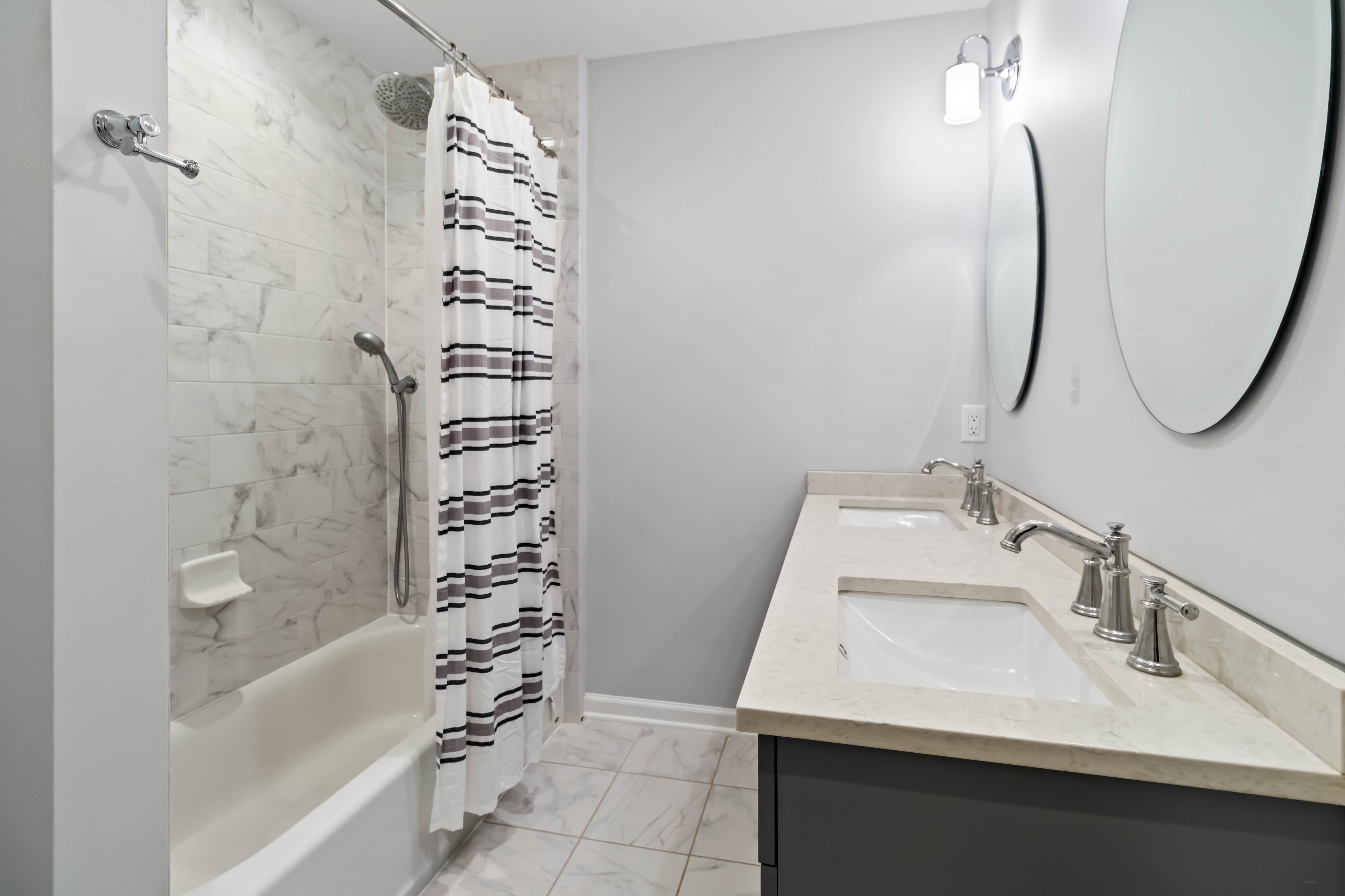 34 Colonial Drive Morristown, NJ 07960 - Photo 30 of 41 a bathroom with a sink a toilet and a bathtub