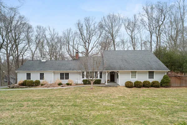 $2,095,000 | 32 Berndale Drive, Westport, CT 06880