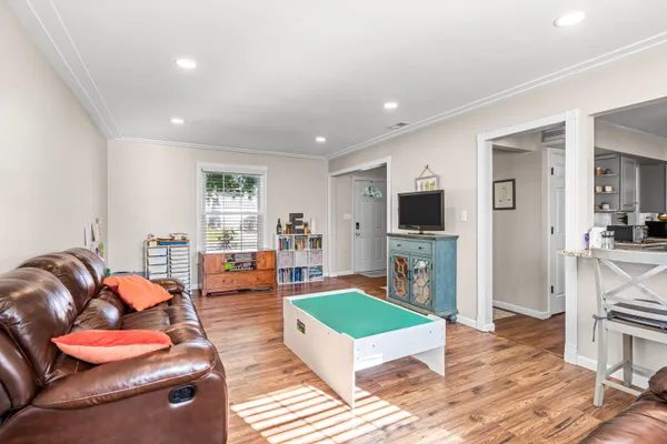 $570,000 | 3 Luray Lane, Marlton, NJ 08053