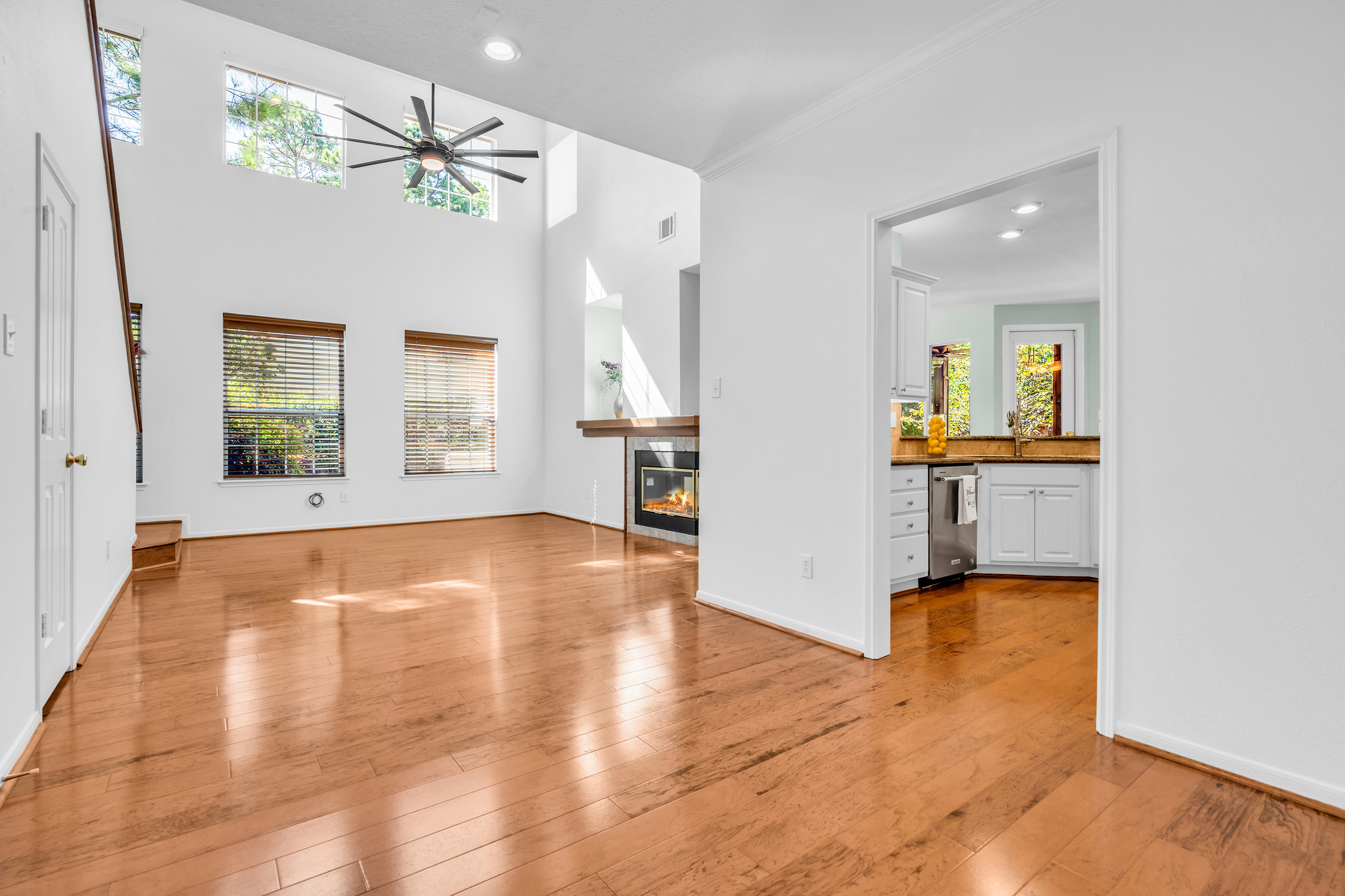 75 Lakeridge Drive Spring, TX 77381 - Photo 11 of 45 Gallery Image 11