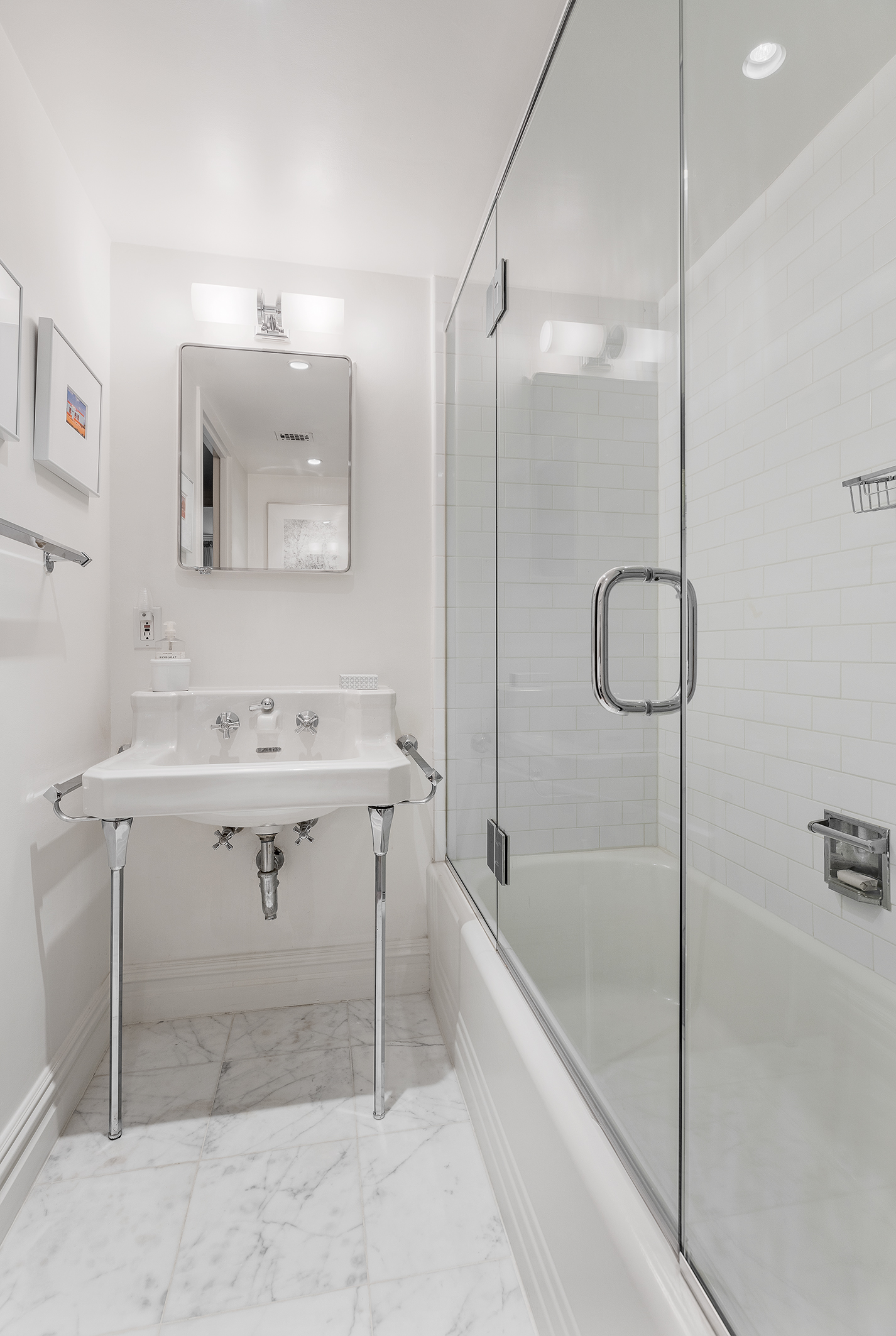 15 East 91st Street, Unit 2E Manhattan, NY 10128 - Photo 7 of 12