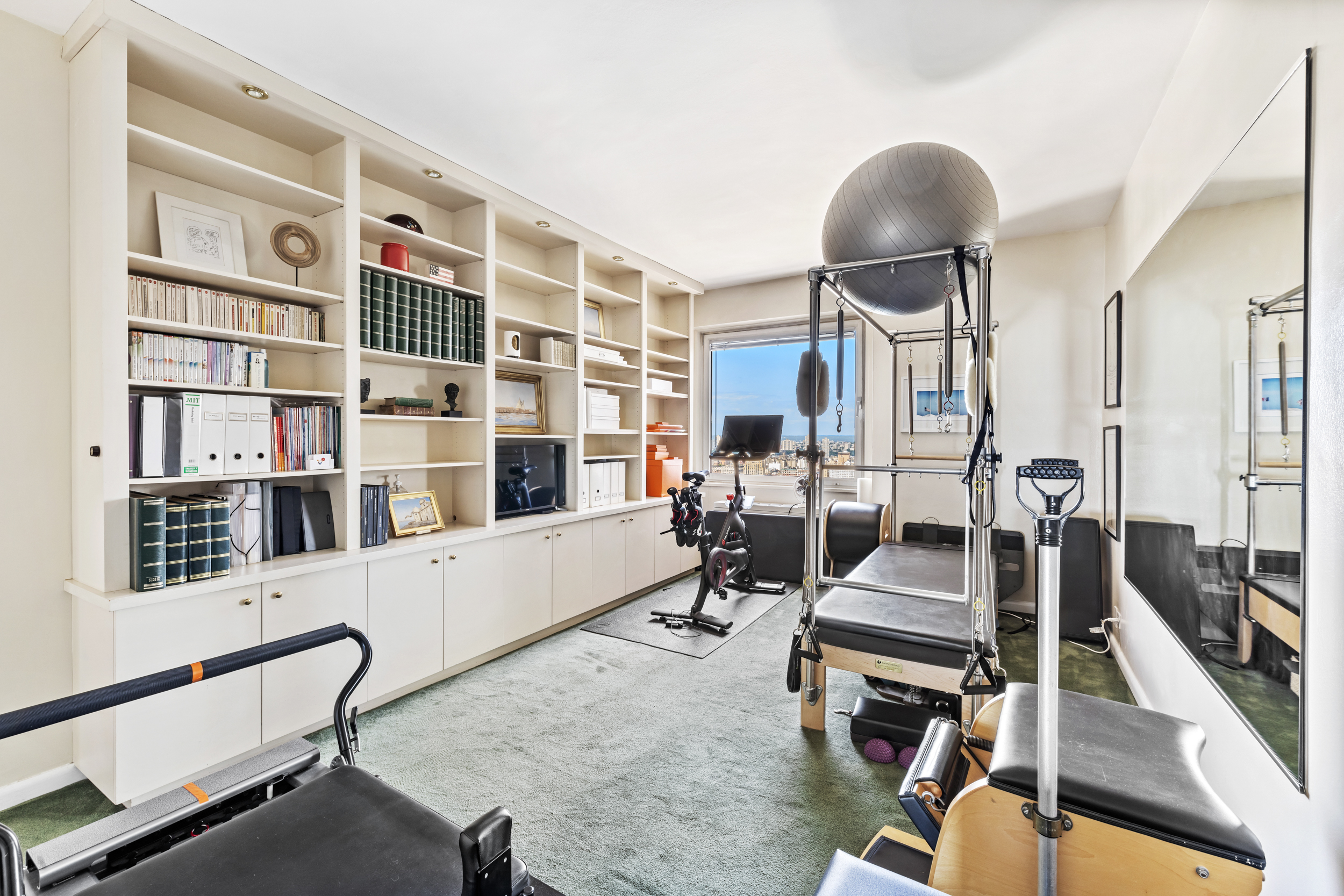 45 East 89th Street, Unit 39D Manhattan, NY 10128 - Photo 11 of 17