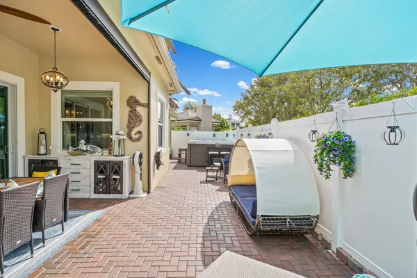 $640,000 | 4245 Diamond Square, Vero Beach, FL 32967