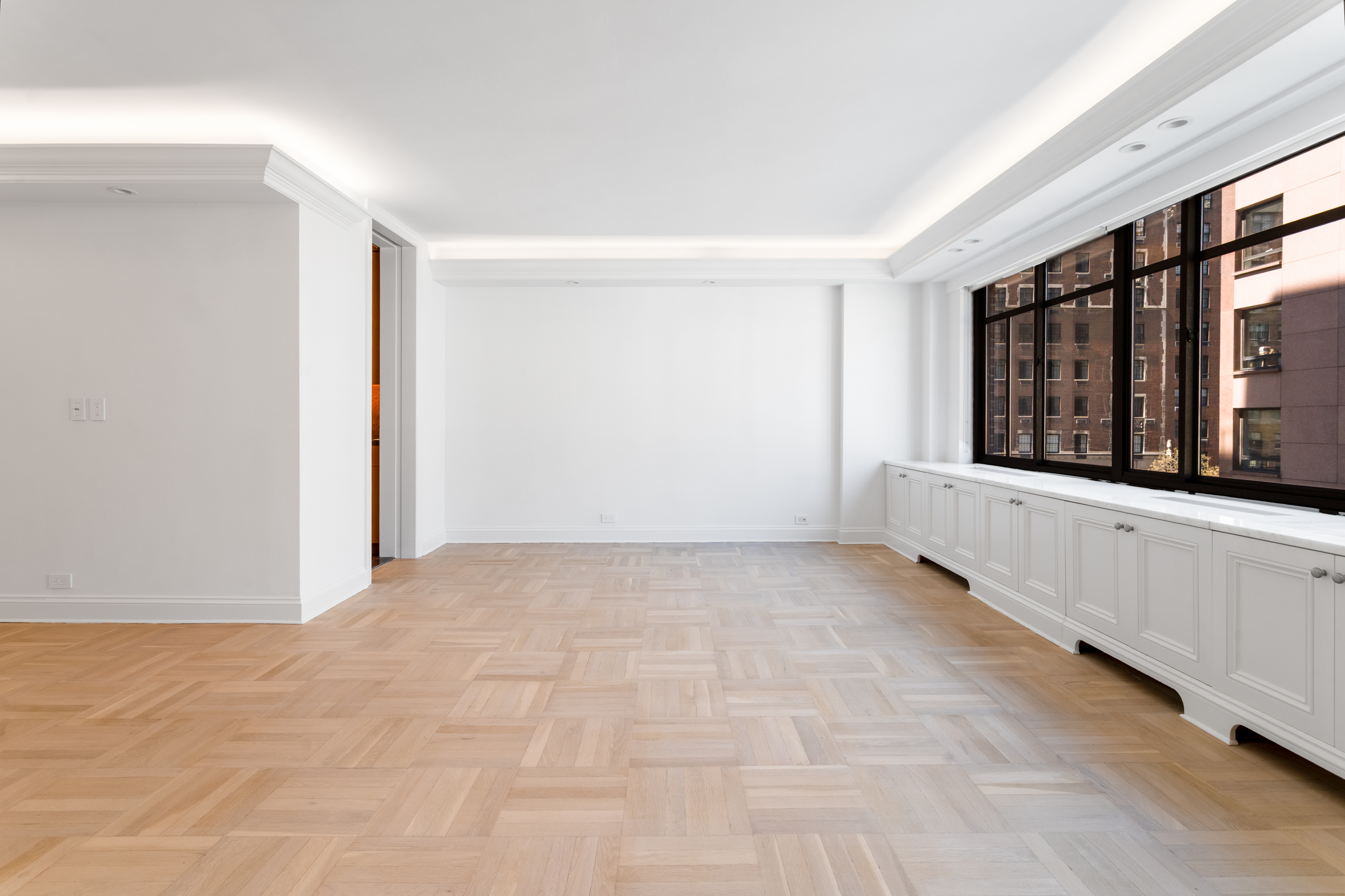 715 Park Avenue, Unit 6D Manhattan, NY 10021 - Photo 4 of 16