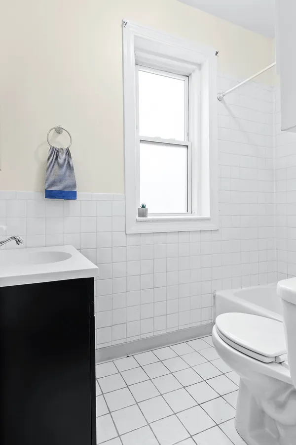 $3,150 | 233 Kelton Street, Unit 9, Allston, MA 02134