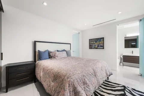 $6,495,000 | 3770-3792 Kumquat Avenue, Miami, FL 33133