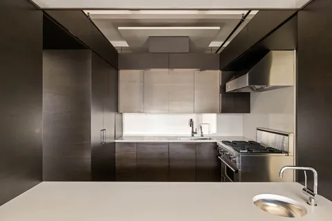 $4,795,000 | 30 West 15th Street, Unit 9S | Flatiron