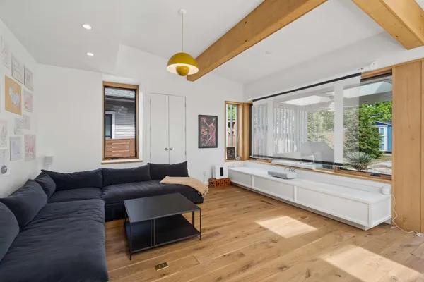 $1,300,000 | 1403 Forest Avenue, Nashville, TN 37206