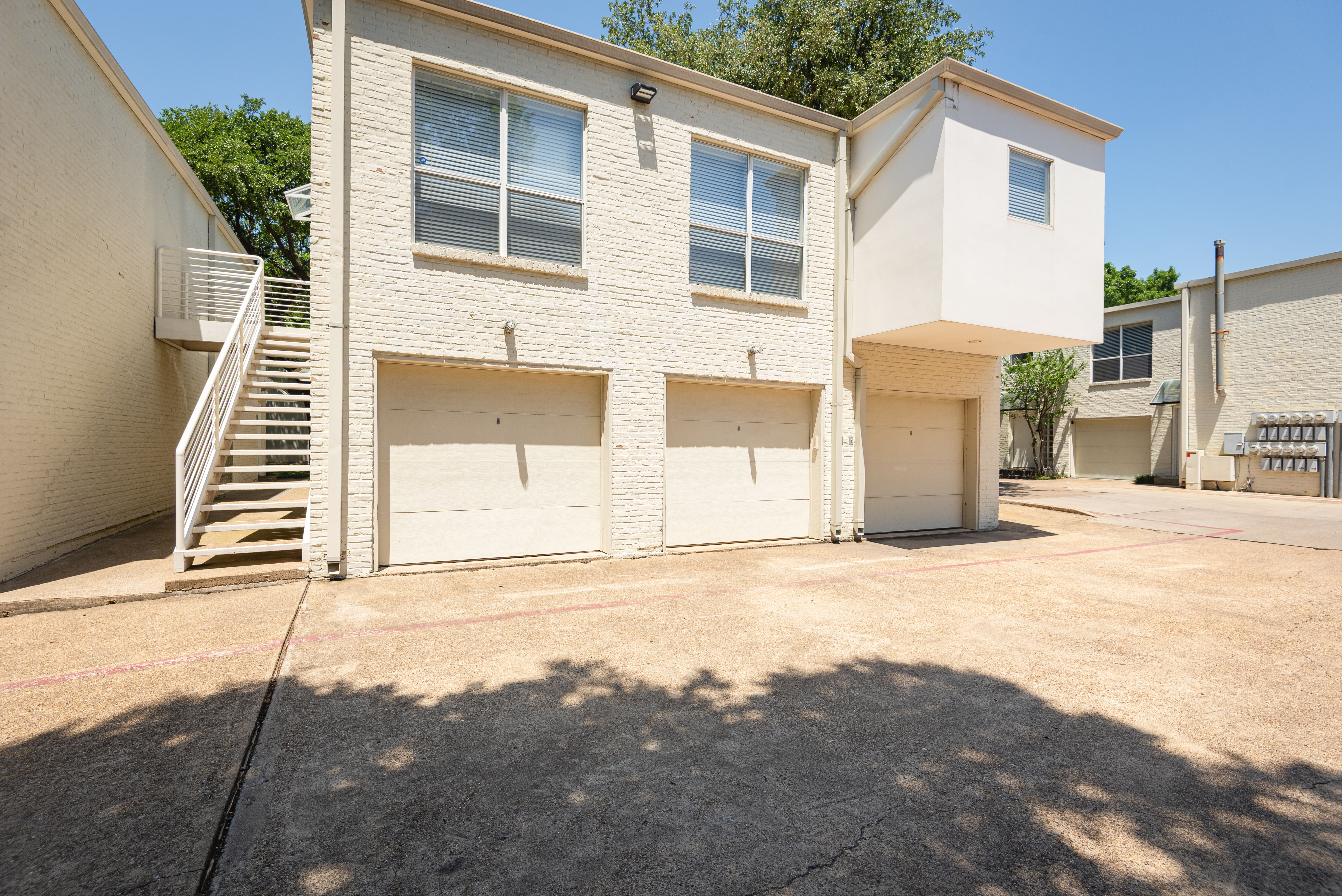 4122 Travis Street, Unit 10 Dallas, TX 75204 - Photo 31 of 35