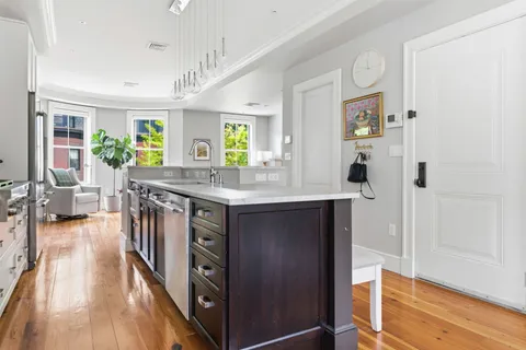 Contact Agent | 98 East Brookline Street, Unit 2, Boston, MA 02118