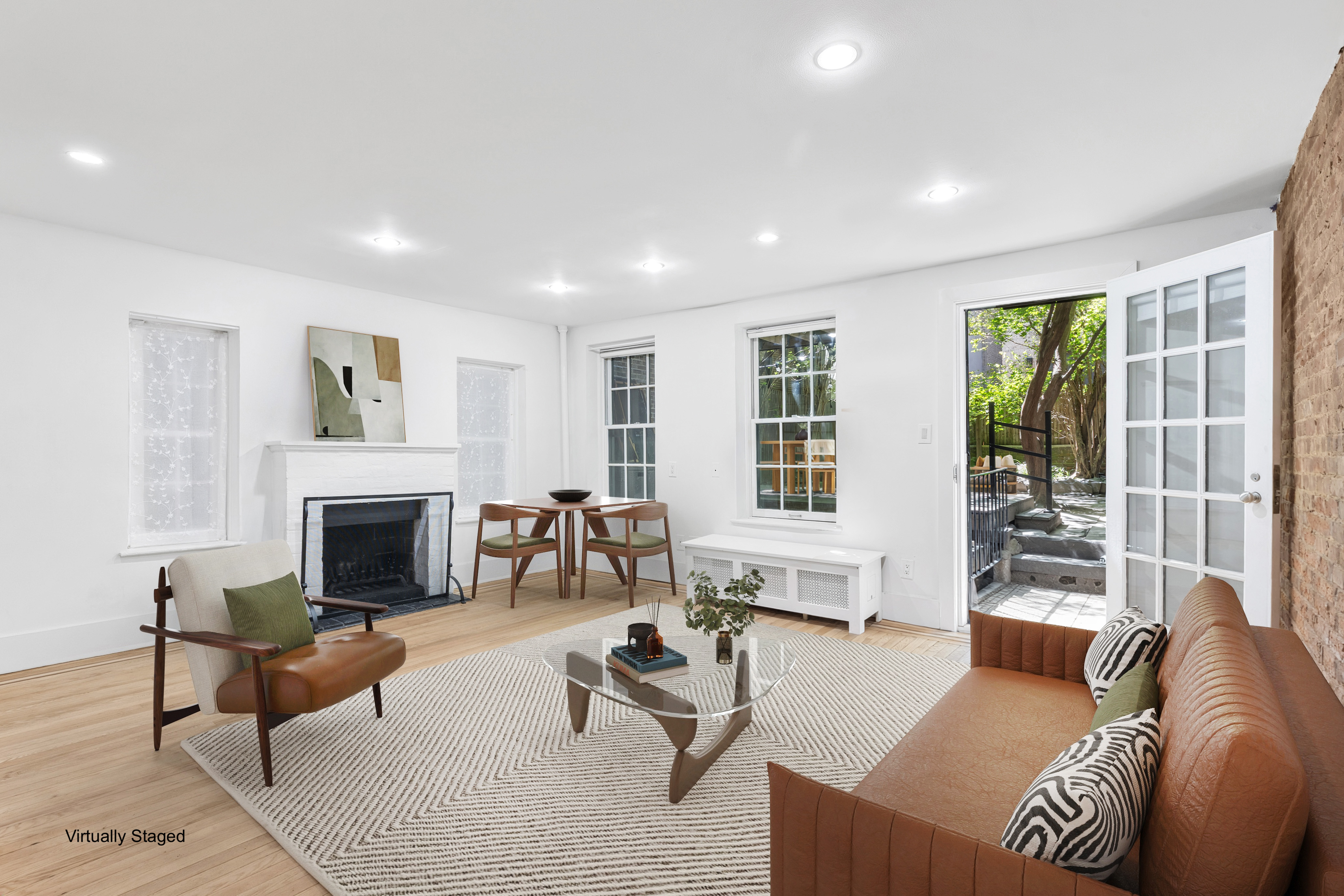 118 Waverly Place, Unit 1B Manhattan, NY 10011 - Photo 2 of 8 Gallery Image 2