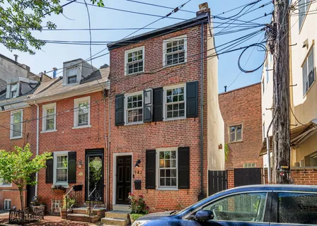 $380,000 | 142 Carpenter Street, Philadelphia, PA 19147