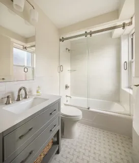 $2,295,000 | 135 East 83rd Street, Unit 14B | Upper East Side