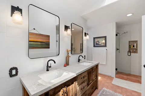 $2,995,000 | 808 Palaro Drive, Encinitas, CA 92024