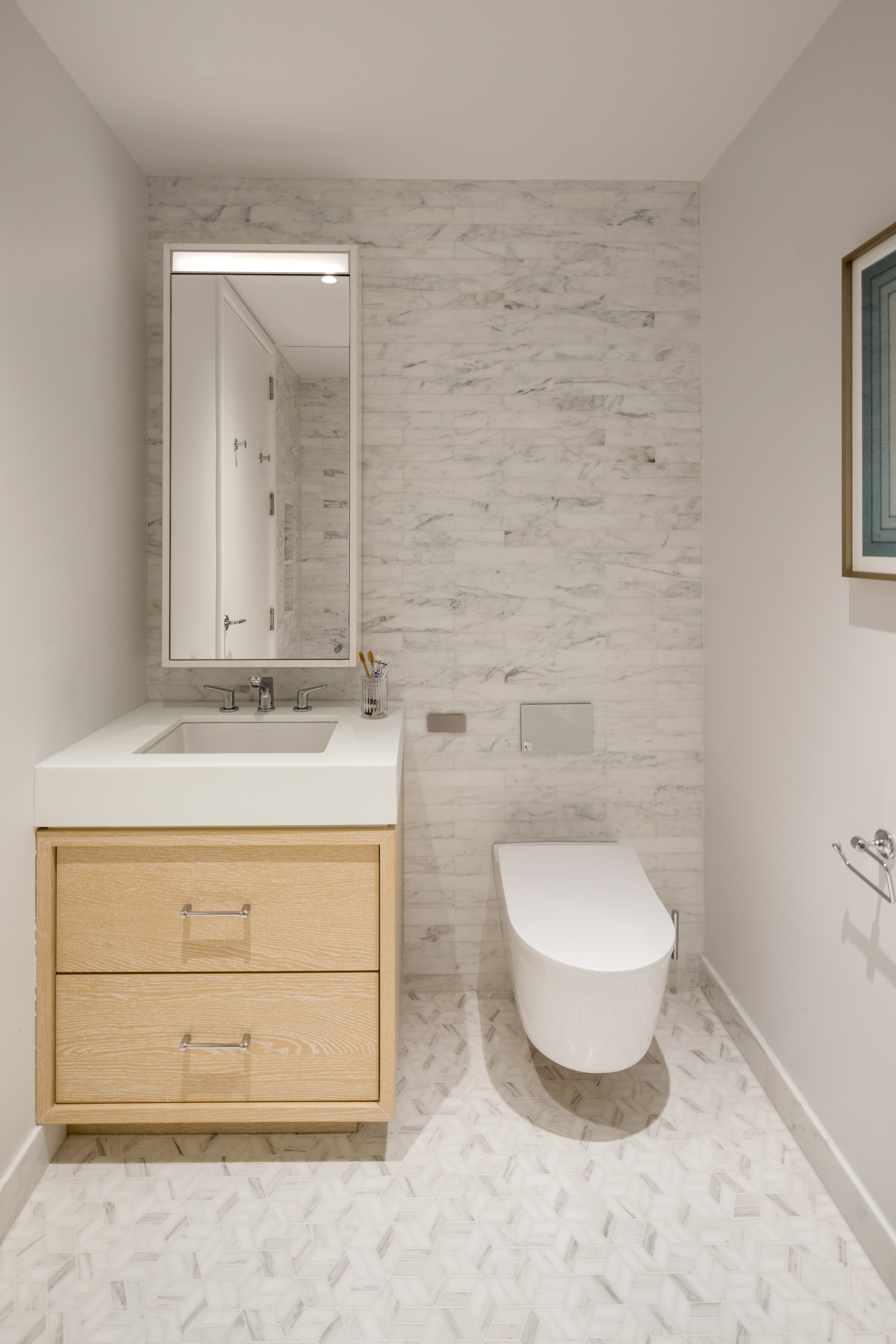 250 West 96th Street, Unit 14B Manhattan, NY 10025 - Photo 8 of 26 a bathroom with a sink a toilet and a mirror