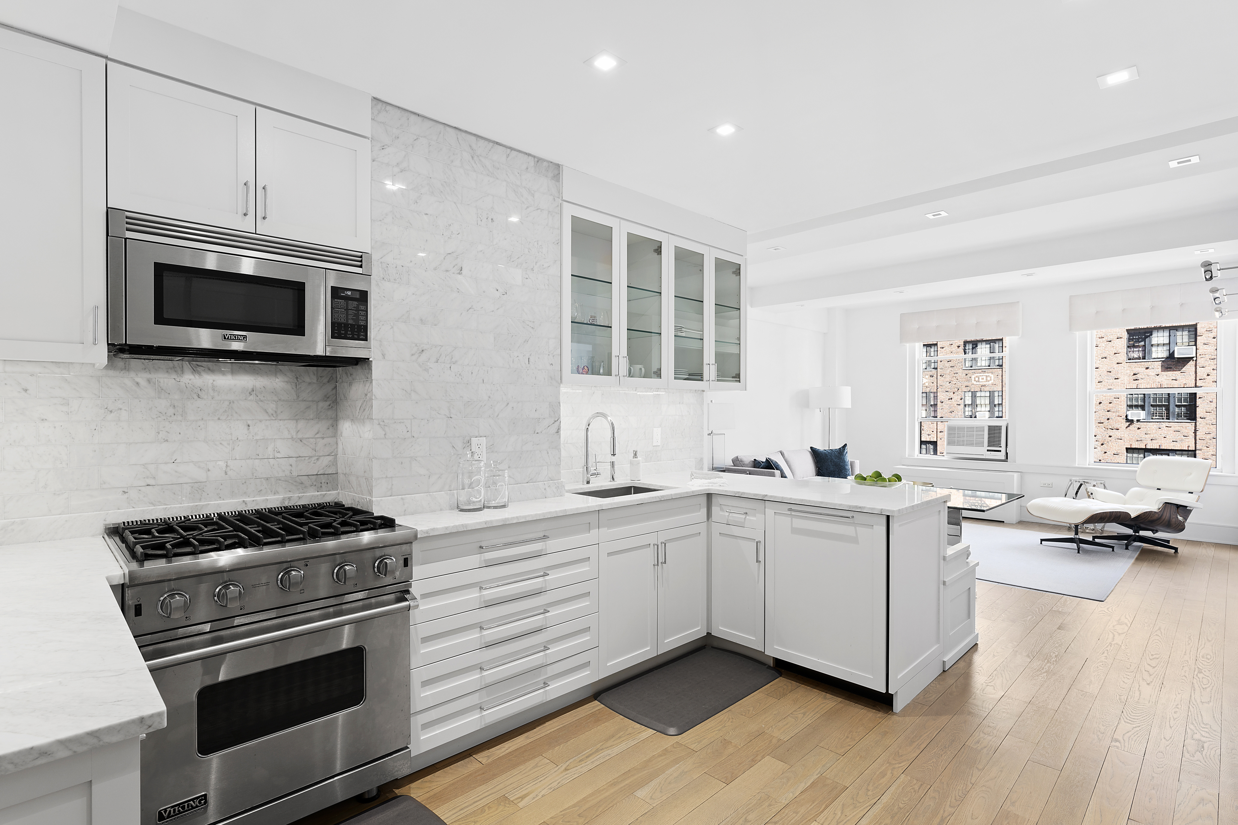 40 West 72nd Street, Unit 121 Manhattan, NY 10023 - Photo 4 of 21
