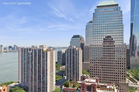 $699,000 | 200 Rector Place, Unit 37N | Battery Park City