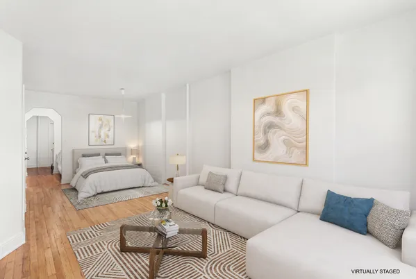 $2,750 | 522 West 50th Street, Unit C1 | Hell's Kitchen