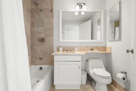 $3,499,000 | 2 Avery Street, Unit 25C, Boston, MA 02111