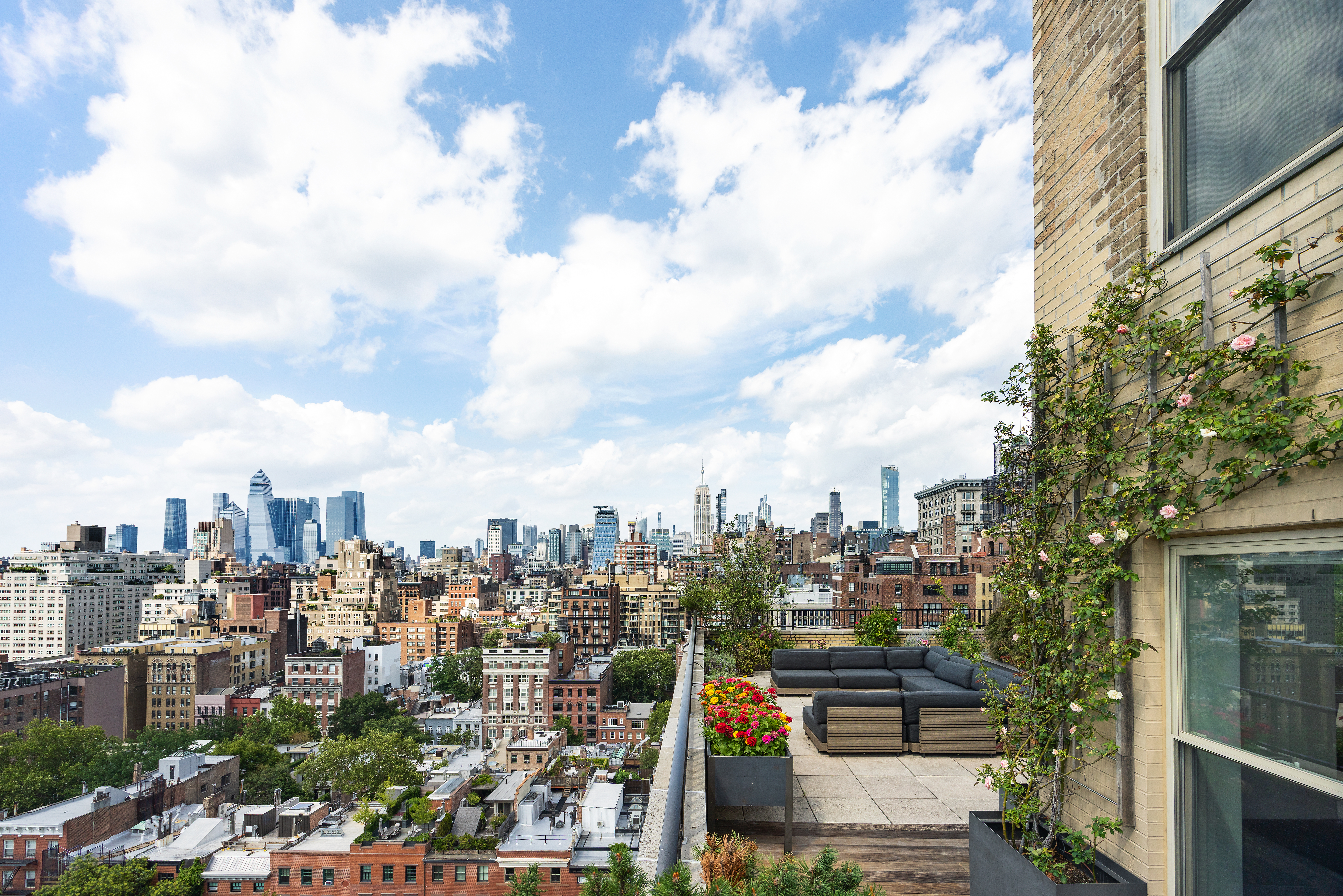 24 5th Avenue, Unit PH1701 Manhattan, NY 10011 - Photo 13 of 24 a view of a city