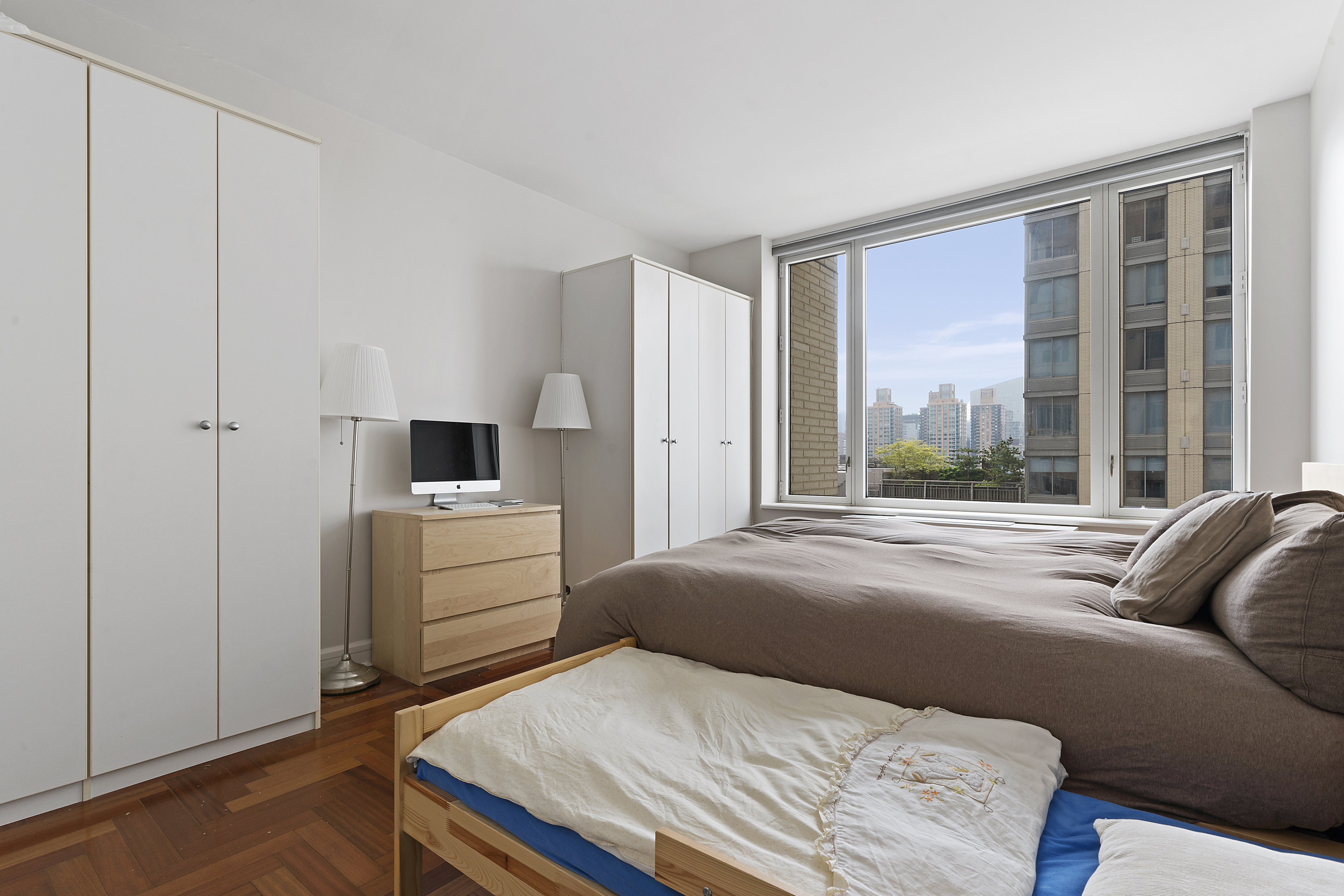 220 Riverside Boulevard, Unit 21E Manhattan, NY 10069 - Photo 3 of 11