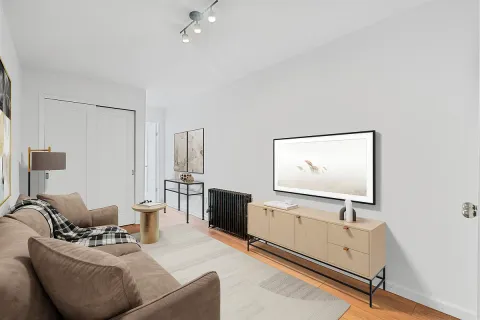 $5,000 | 723 11th Avenue, Unit 3A | Hell's Kitchen