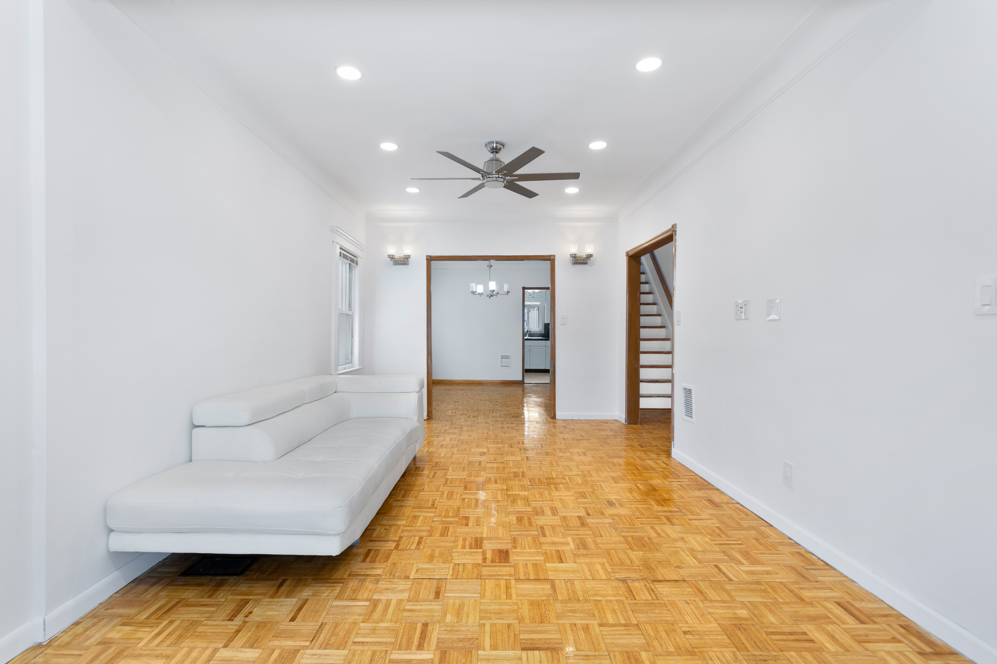 91-22 92nd Street Queens, NY 11421 - Photo 13 of 27 a view of an empty room