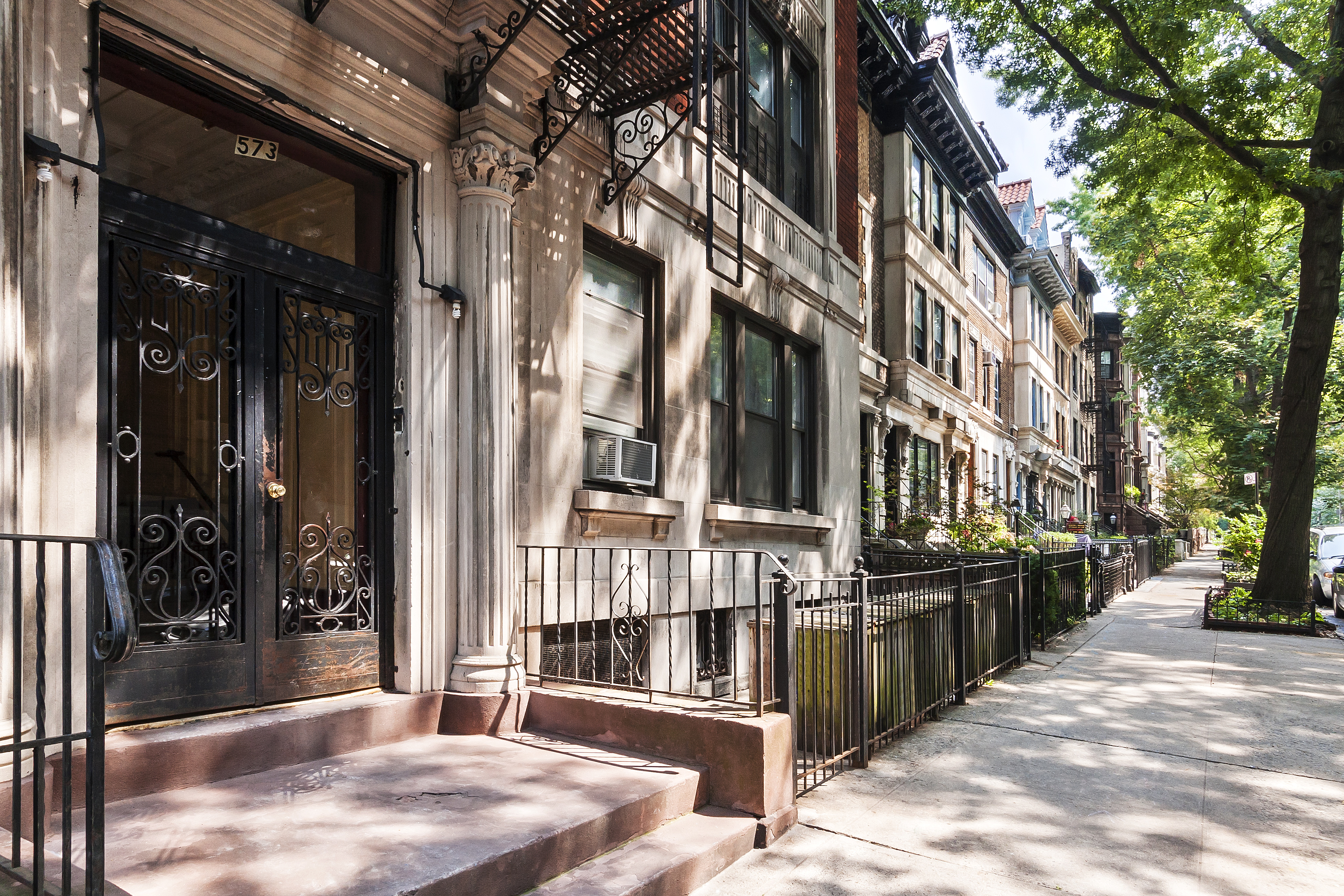 567 6th Street, Unit 7 Brooklyn, NY 11215 - Photo 7 of 9