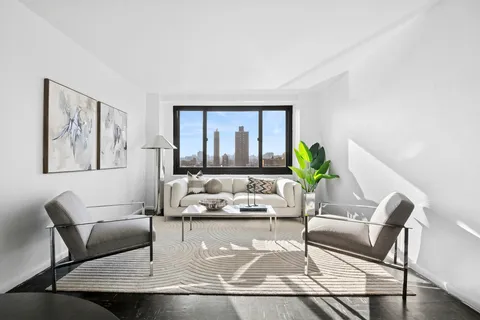 $995,000 | 195 Willoughby Avenue, Unit 1206 | Clinton Hill