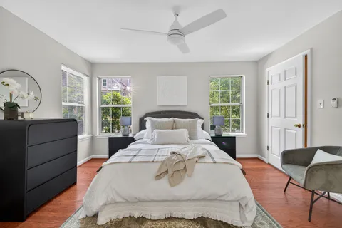 $325,000 | 925 Hillside Lake Terrace, Unit 210, Gaithersburg, MD 20878