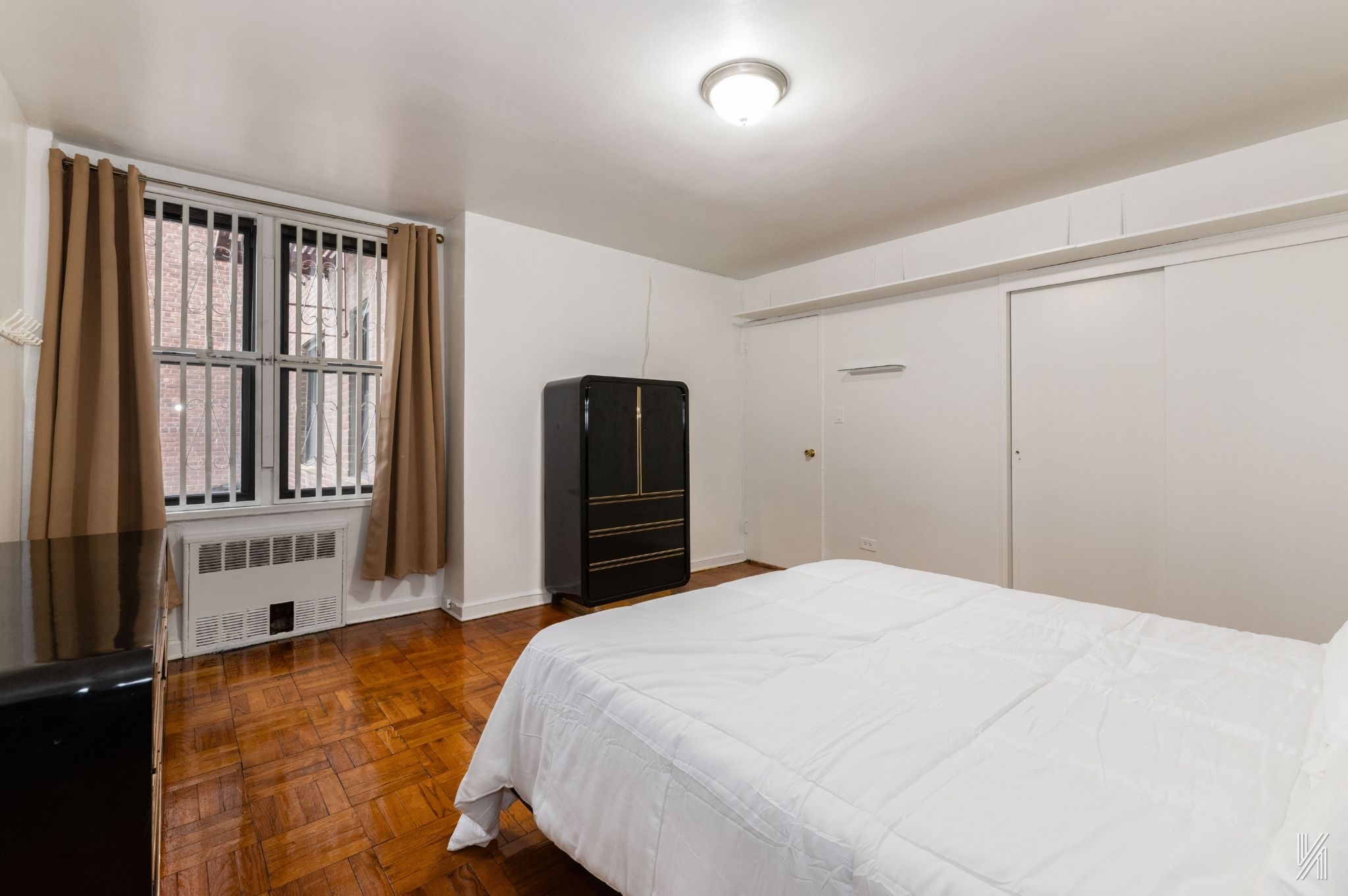 33-24 Junction Boulevard, Unit 1R Queens, NY 11372 - Photo 14 of 17