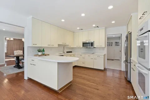 $1,394,000 | 202 Fox Ridge Road, Stamford, CT 06903