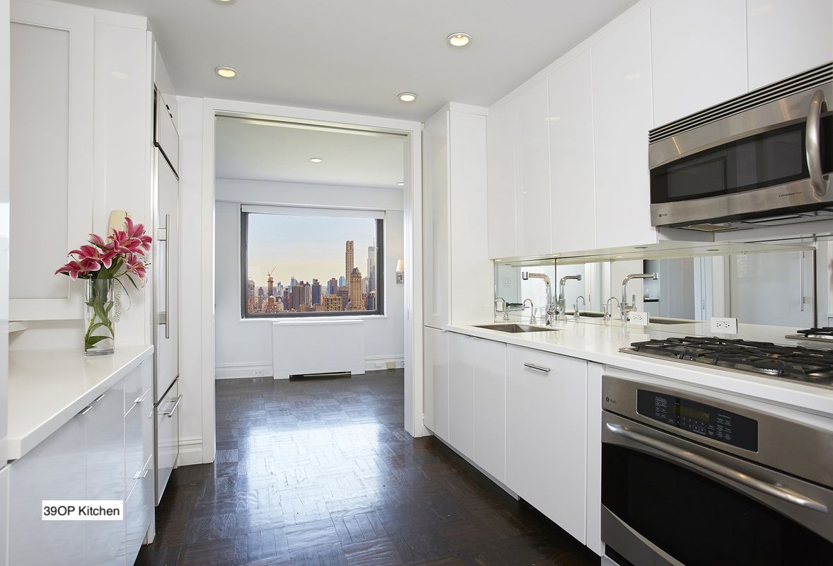 20 West 64th Street, Unit 39NOP Manhattan, NY 10023 - Photo 3 of 20