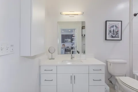 $399,900 | 1500 Pennsylvania Ave. Southeast, Unit 210, Washington, DC 20003