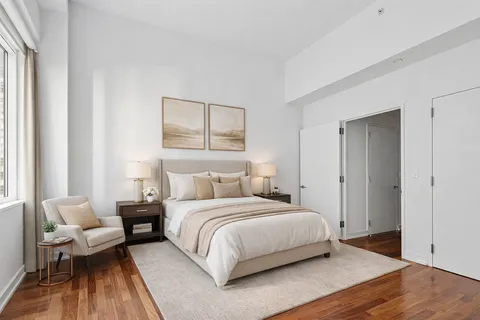 $1,350,000 | 60 East 55th Street, Unit 20A | Midtown East